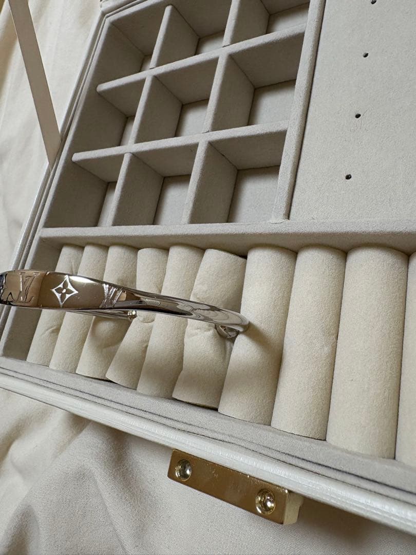 ルイヴィトン　LouisVuitton ジョンク　モノグラム　バングル　L