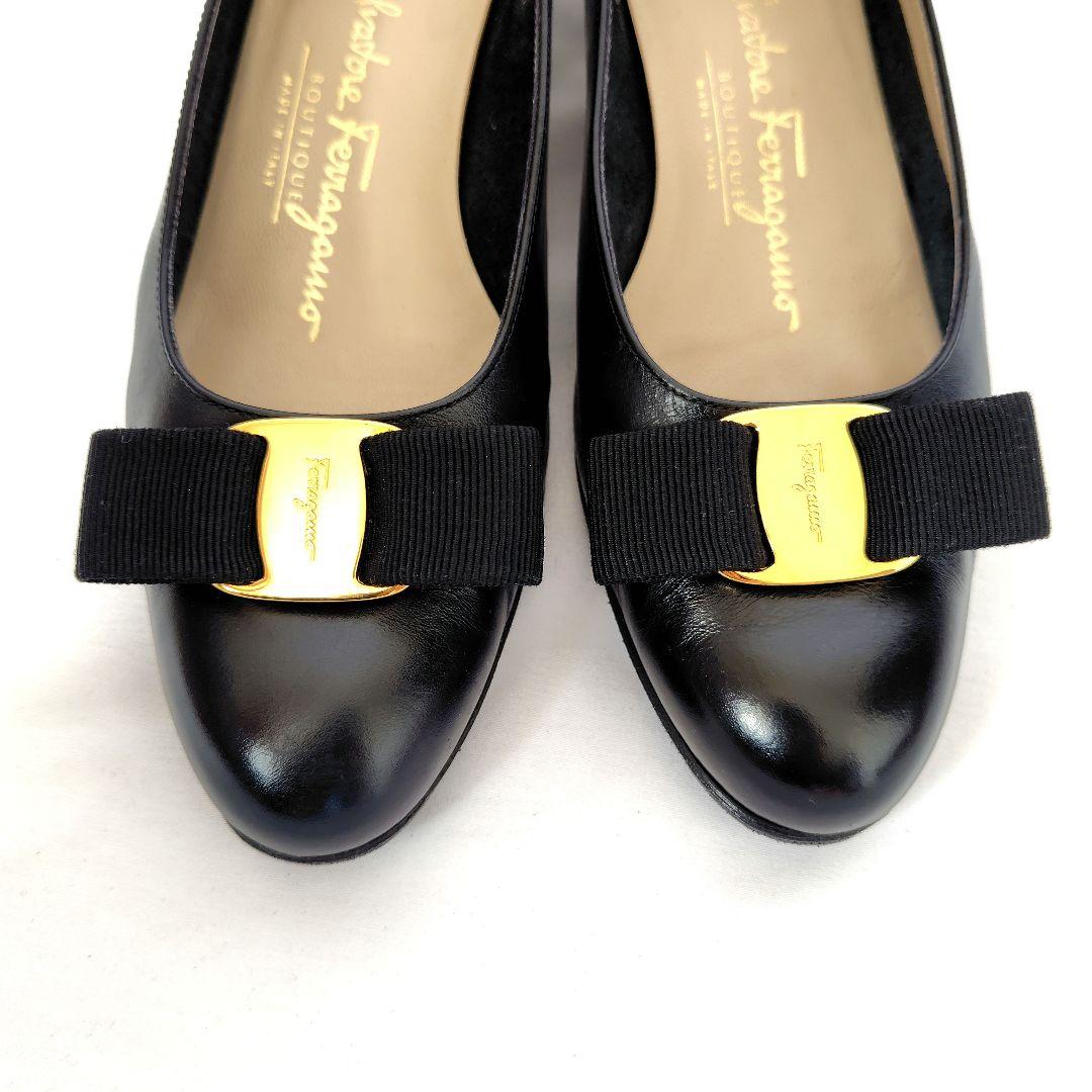 ✨️腕利き職人のリペア済✨️良品【フェラガモ】 ヴァラ パンプス 黒
