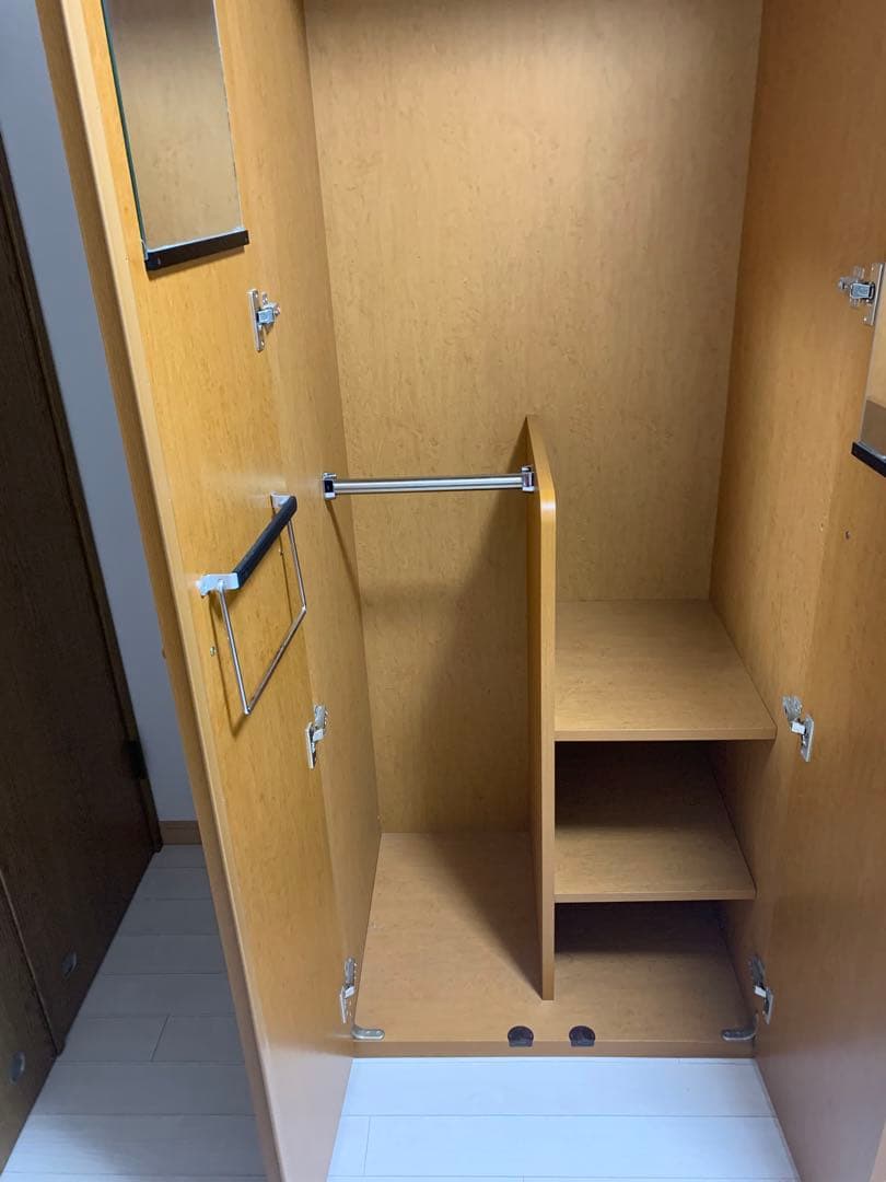 【最終お値下げ・送料込み】洋服タンス（幅722×奥行577×高さ1935mm）