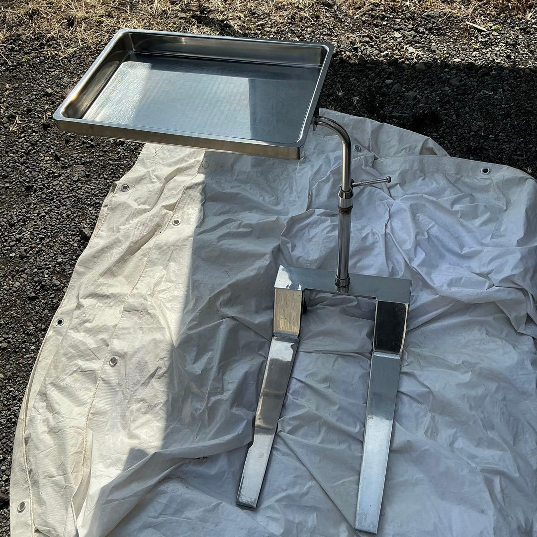 ステンレス製調整可能テーブル　医療　施術　高さ調節式　ワゴン 鍼灸/美容/ネイル