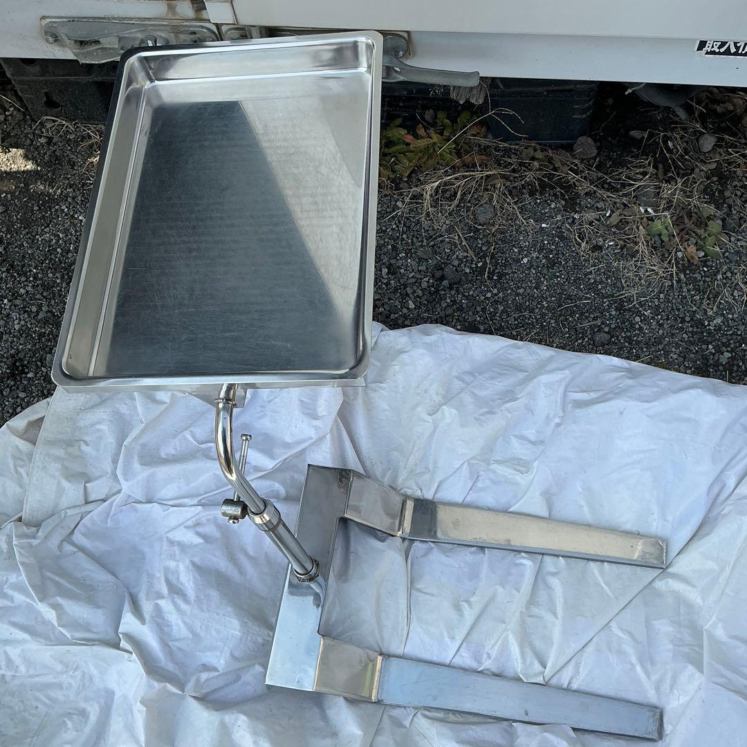 ステンレス製調整可能テーブル　医療　施術　高さ調節式　ワゴン 鍼灸/美容/ネイル