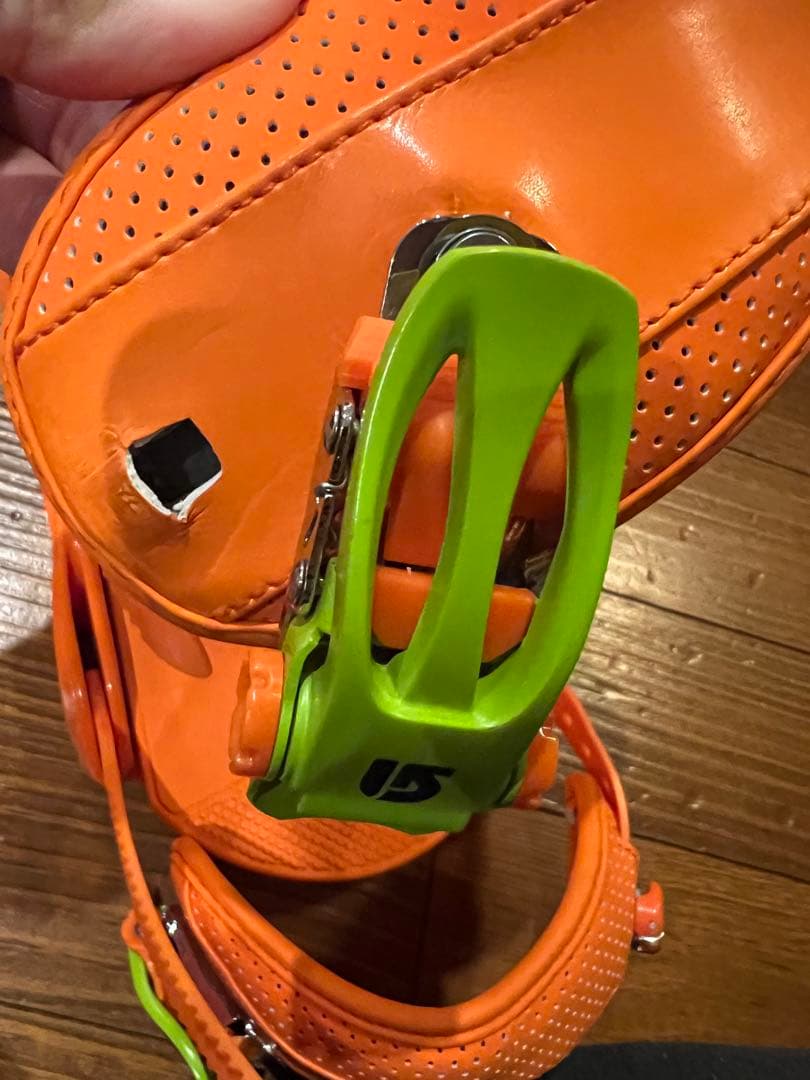 【訳あり】Burton CUSTOM ビンディング　M オレンジ