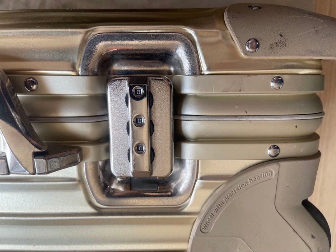 RIMOWA ゴールド スーツケース 小型
