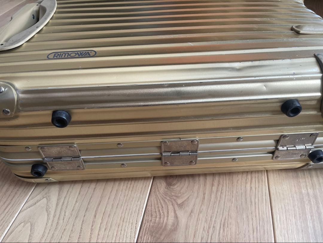RIMOWA ゴールド スーツケース 小型