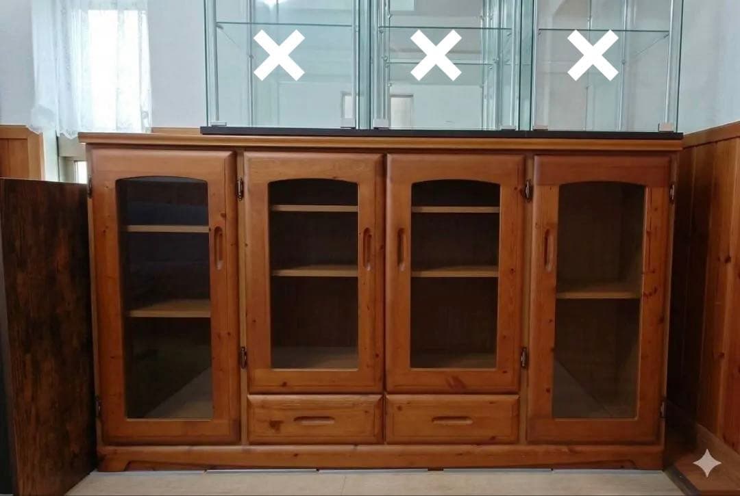 ガラスキャビネット