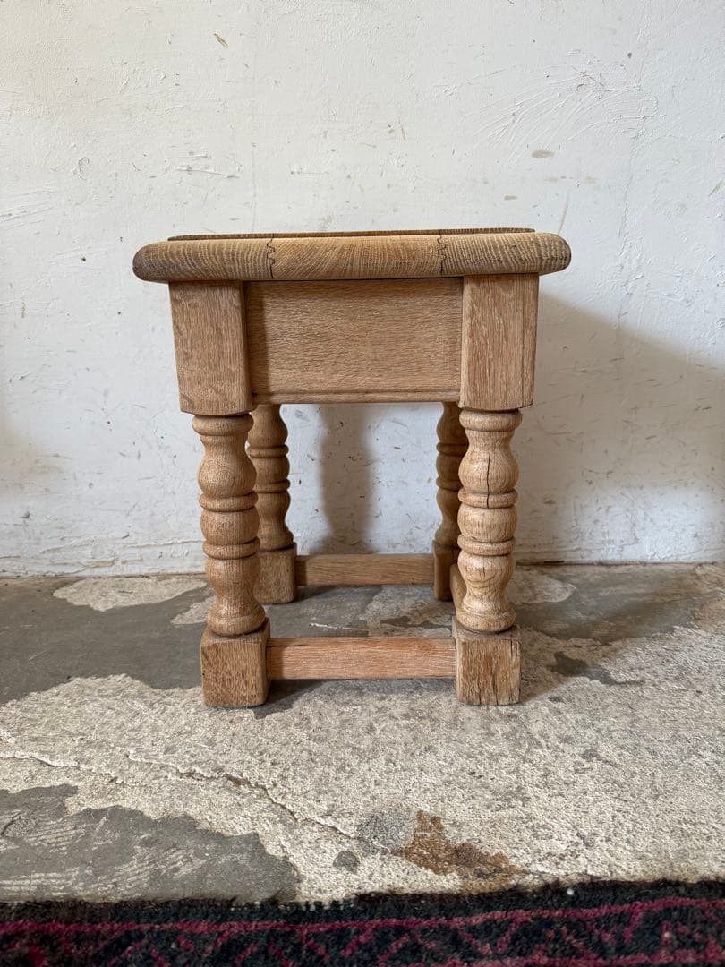 ビンテージ サイドテーブル ベッドサイドテーブル　小　剥離