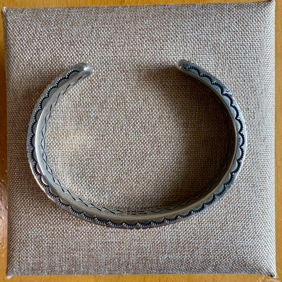 極美品 ペリーショーティ／シルバー バングル ４面スタンプ サンバースト