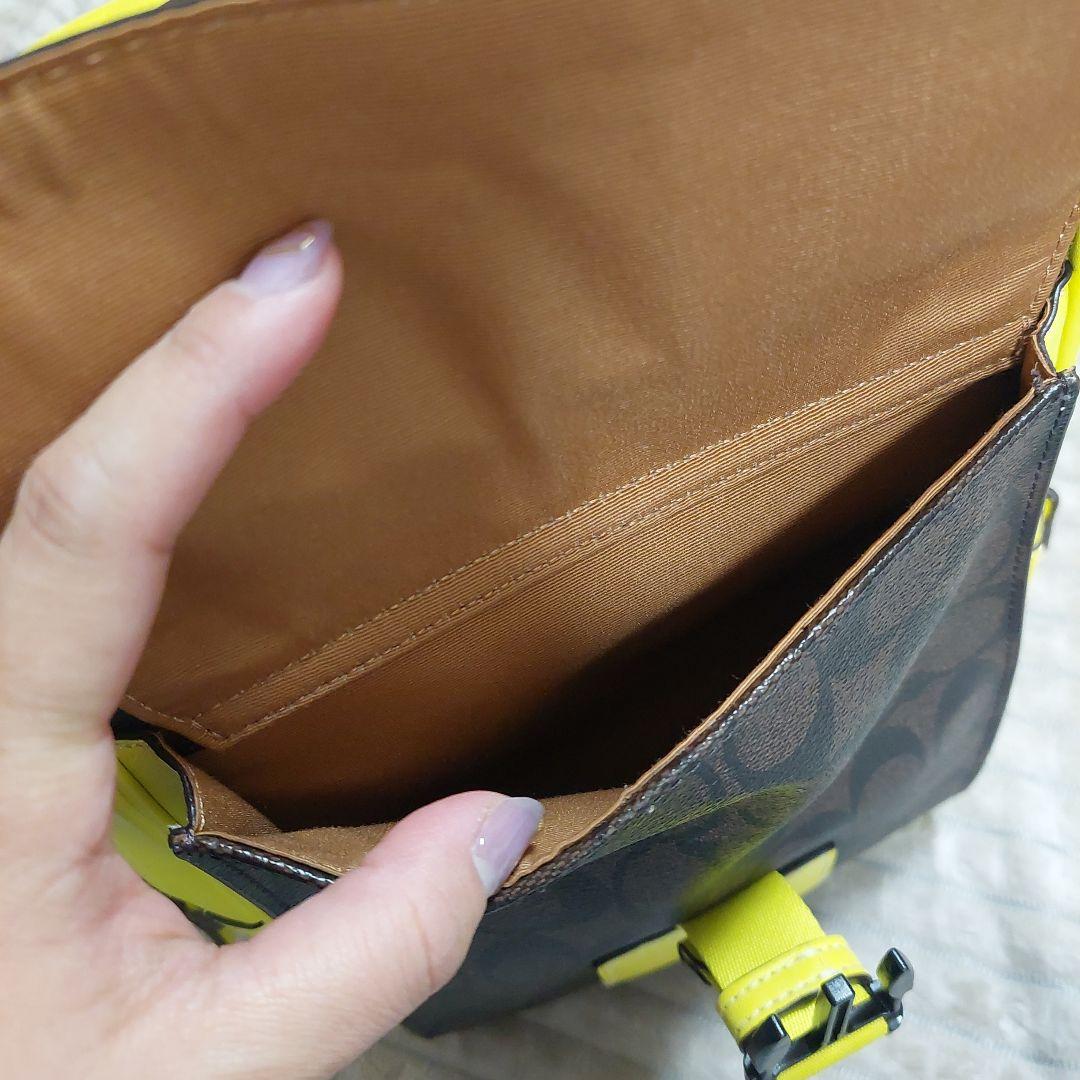 COACH ボディバッグ ブラウン/イエロー