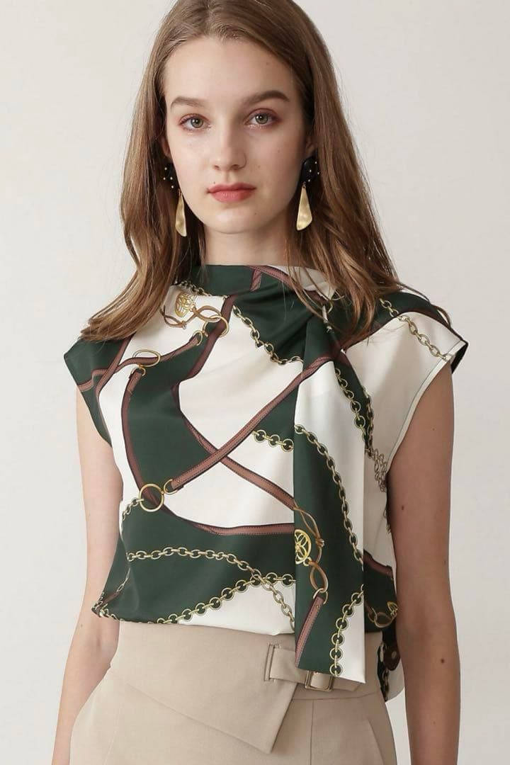 【新品】ピンキーアンドダイアン◆スカーフプリントブラウス カーキ 38