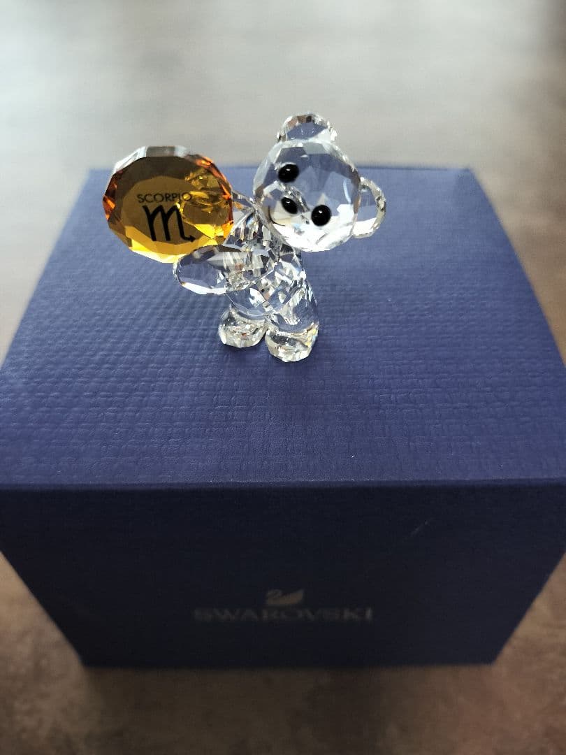 SWAROVSKI くま　置き物