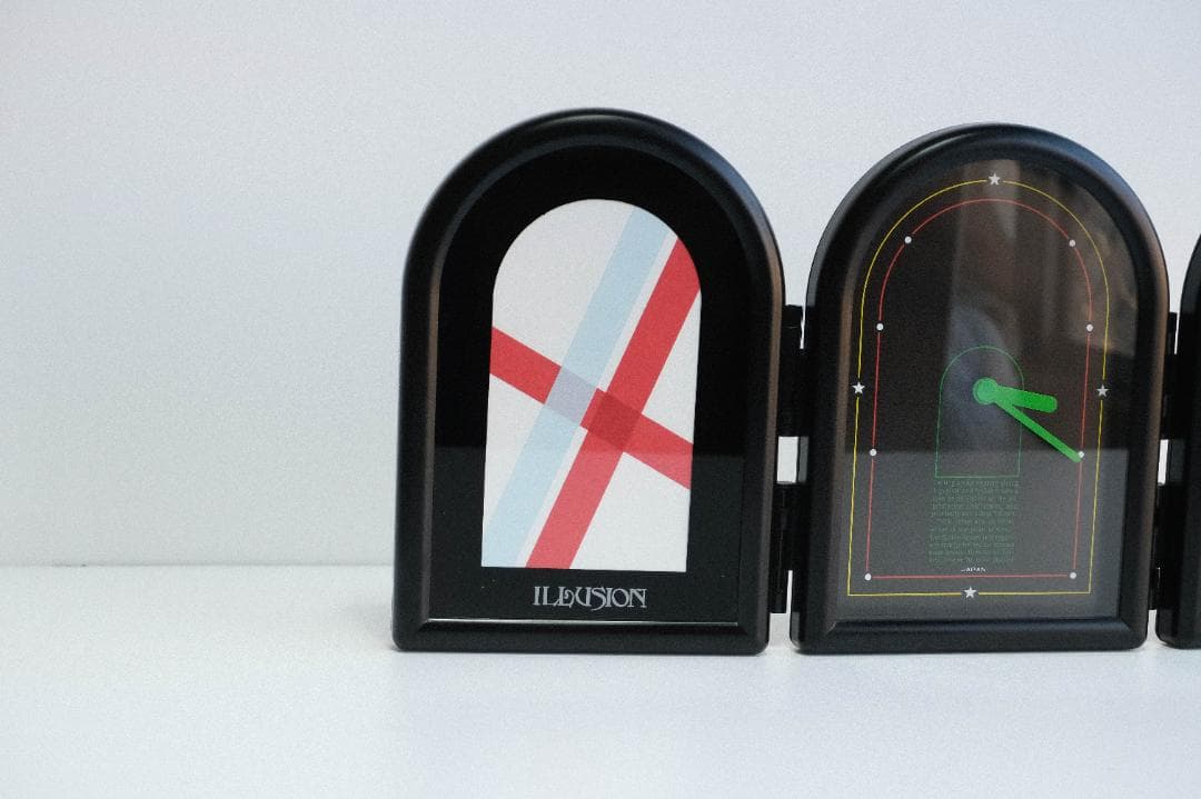 置き時計　写真立て　ポストモダン　ミッドセンチュリー　スペースエイジ