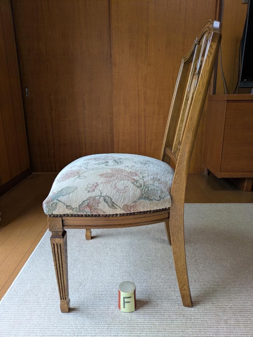 カリモク　ドマーニ　肘無しダイニングチェア「F」