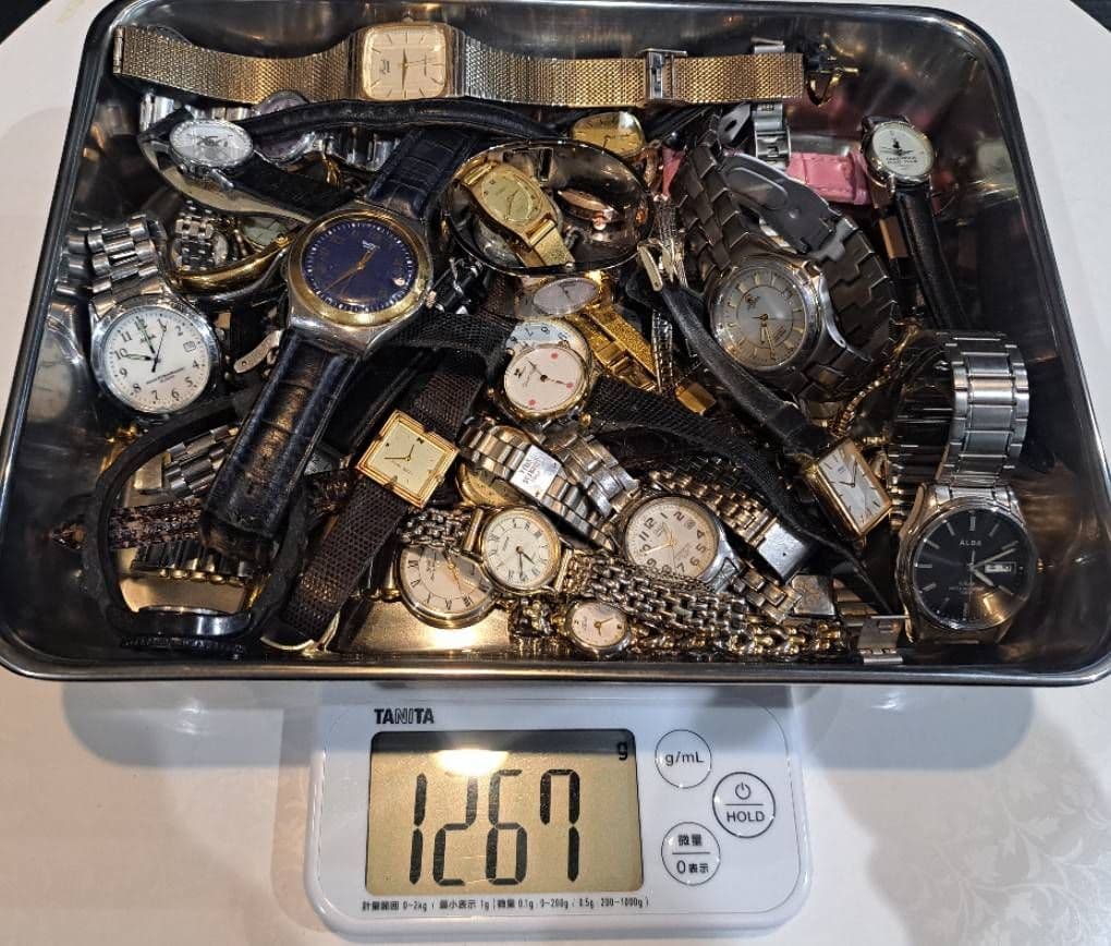 t*e様 遺品整理 ジャンク時計まとめ売り 約1.3kg