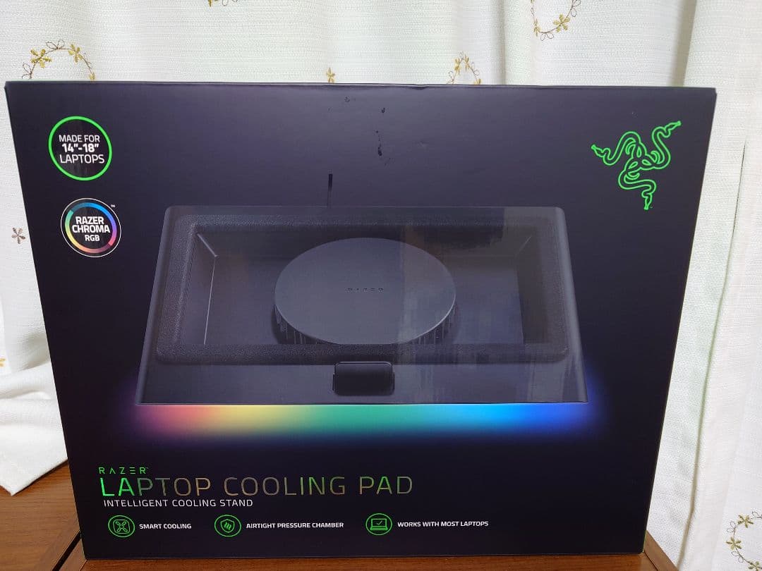PC用ファン・クーラー razer laptop cooling pad