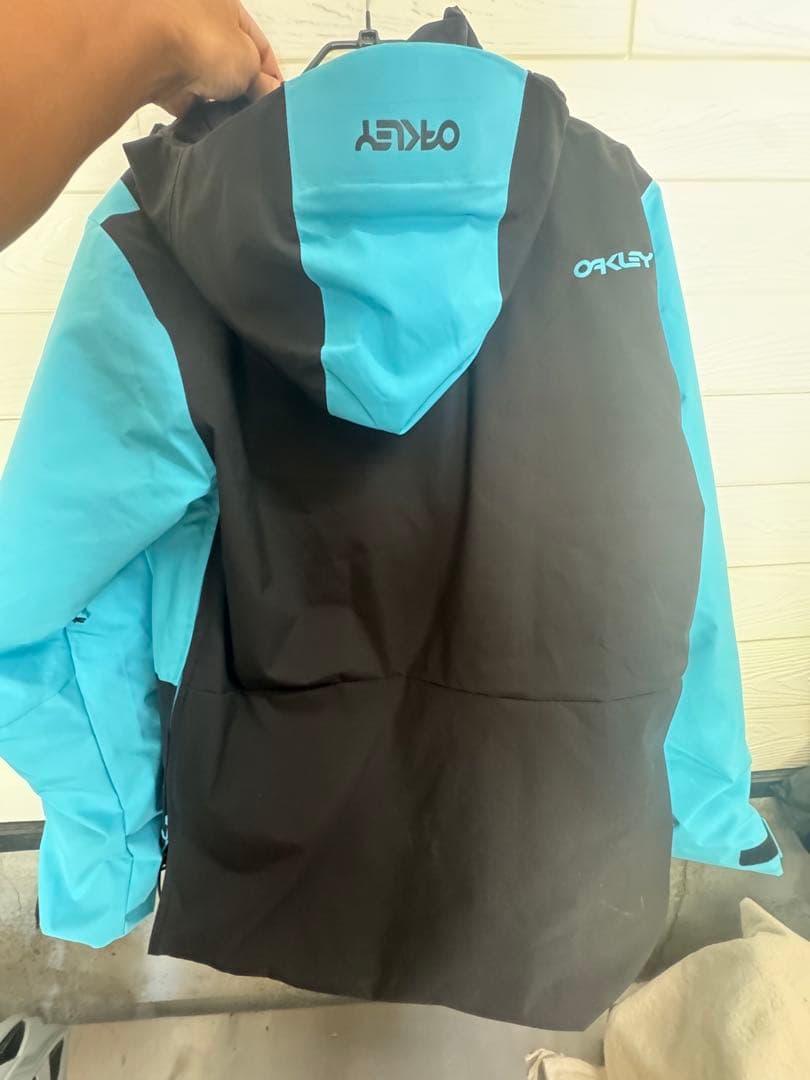 最終セール！上下スノーボードウェア オークリー上　クイックシルバー下