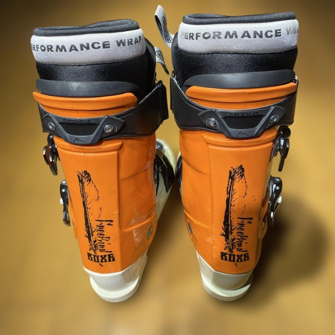 名機ROXAロクサFREEBIRD8 27.0-27.5cm 初中級向け