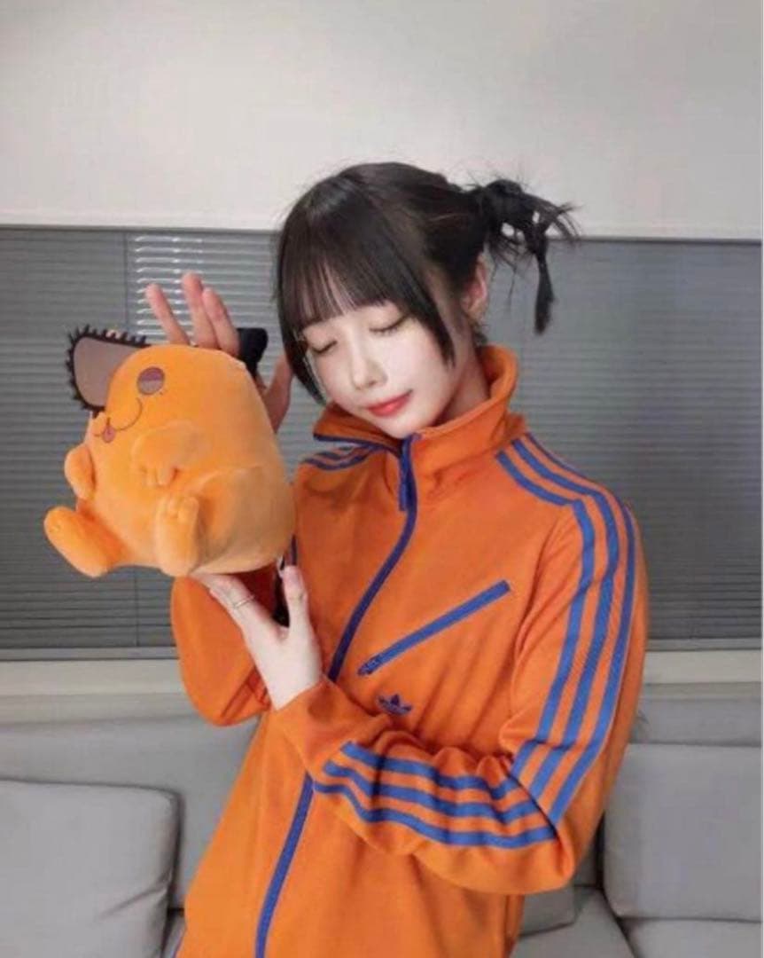 adidas 70s モントリオール トラックジャケット オレンジ あのちゃん