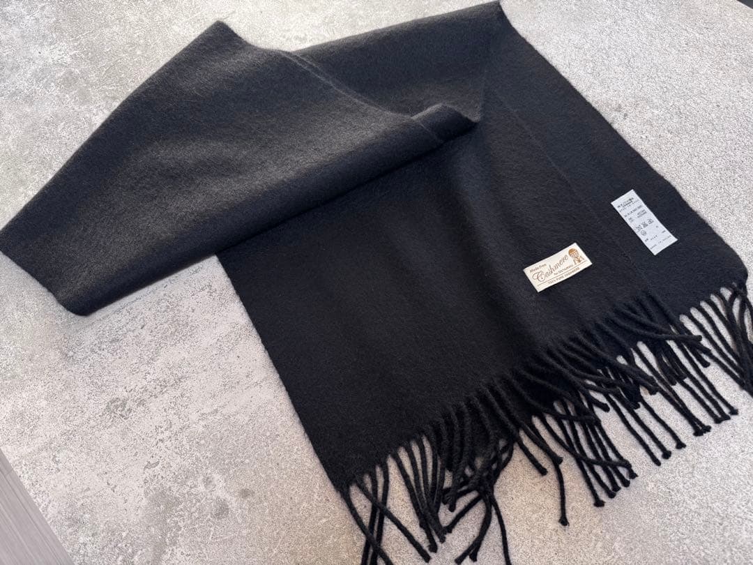 未使用　約2万　ブラック　五大陸　　ピュアカシミヤ　マフラー　オンワード