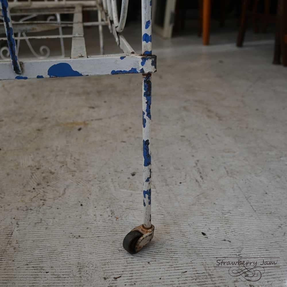 L3710-90 フランスアンティーク アイアン ガーデニング ベビーベット