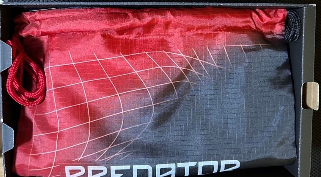 プレデター　プレシジョン　PREDATOR PRECISION ELITE FG