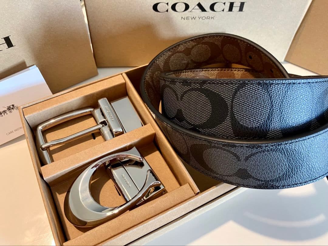 SALE♪コーチ新品リバーシブル　シグネチャーベルト　シルバーバックル　セット