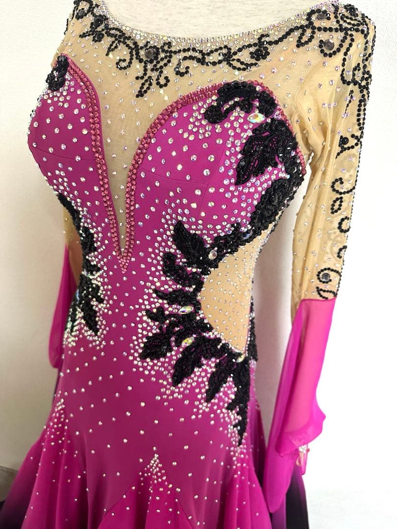 白樺ドレス　社交ダンスドレス　ピンク×ブラックグラデーション