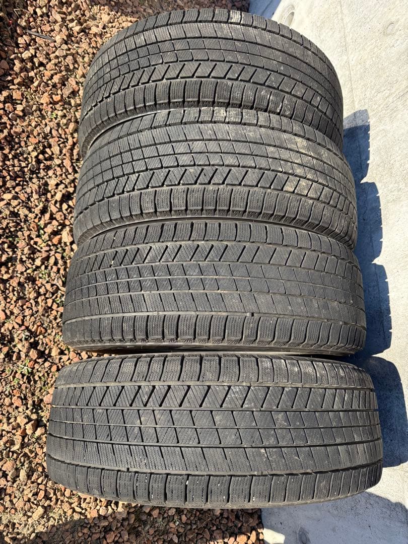 2024年製　ブリヂストン VRX3 225/55r19 スタッドレス