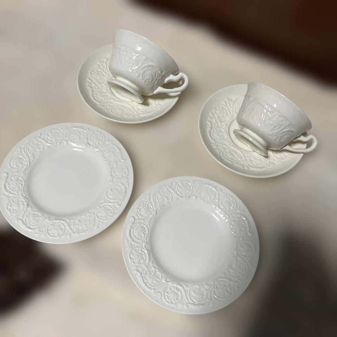 ウェッジウッド　アンティーク　カップアンドソーサ