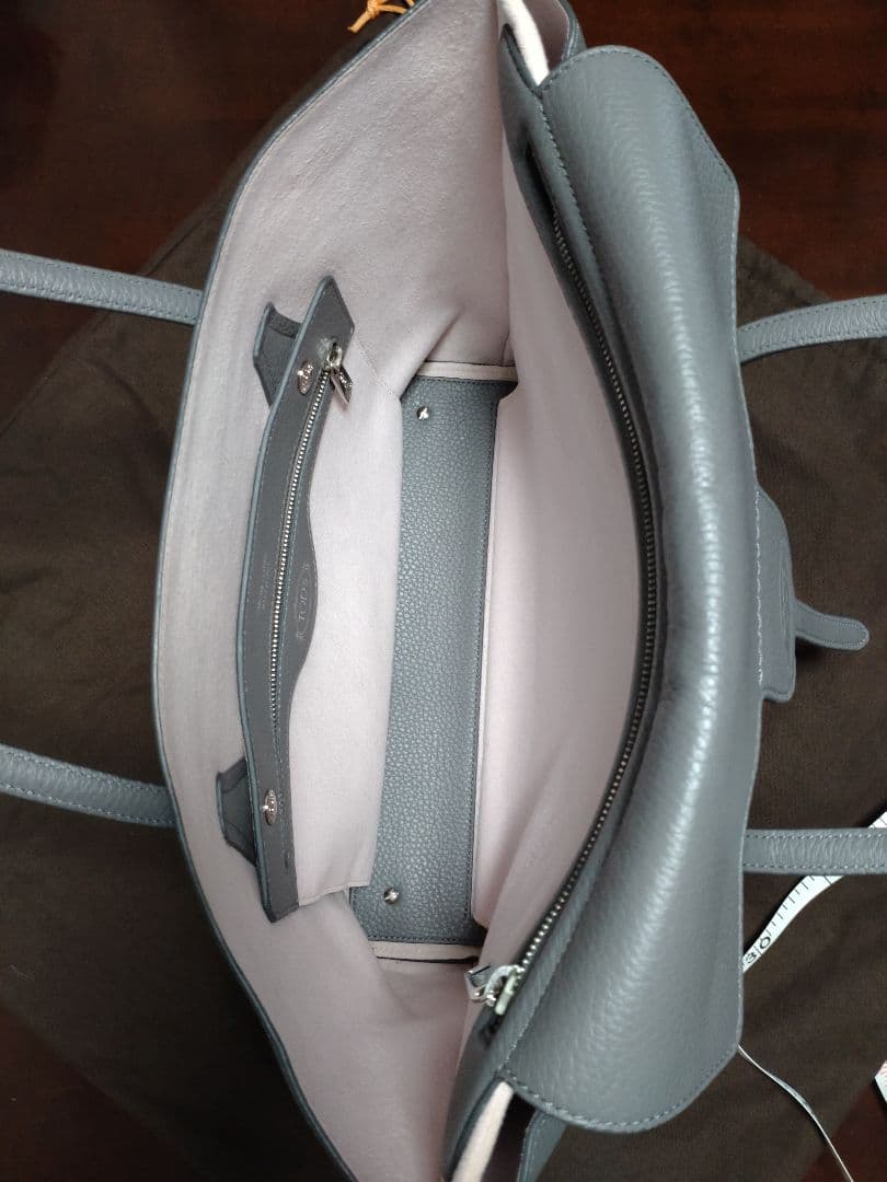 TOD'S グレー レザー トートバッグ