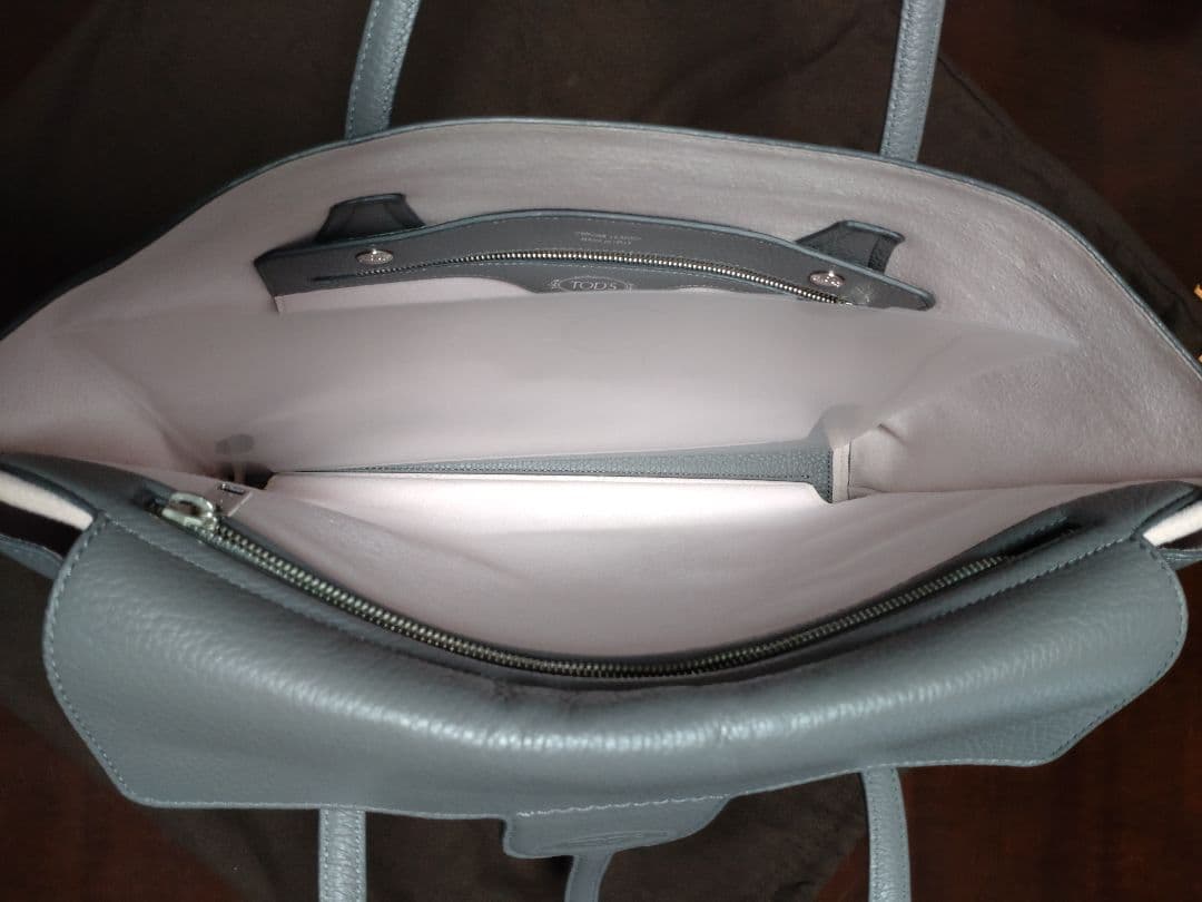 TOD'S グレー レザー トートバッグ