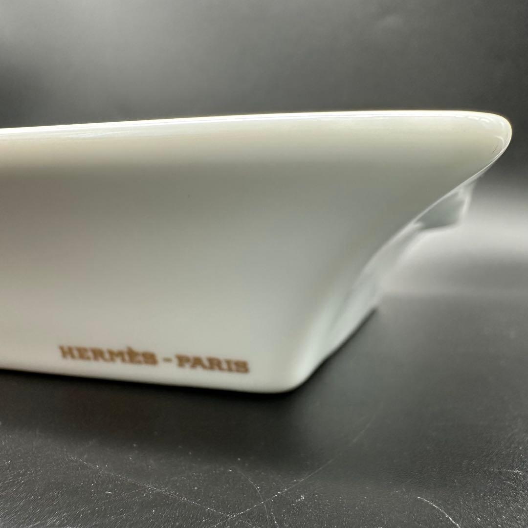 メルカリ市お値下げ中！エルメス 灰皿 アッシュトレイ 小物入れ 野鳥柄ブルー系