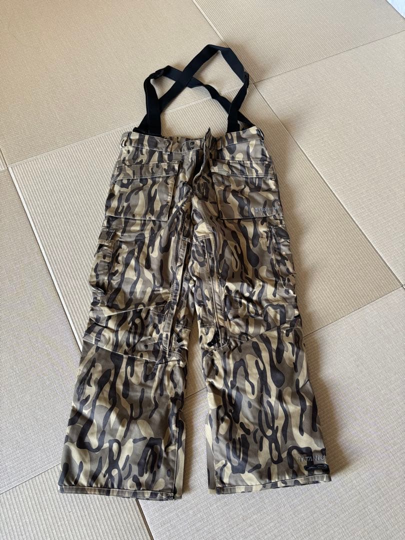 【ゆか】Columbia スポーツウェア スノボ スキー 迷彩