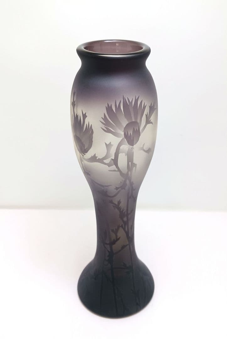 Y3279-1 ガレ風 被せガラス 花文花瓶 高さ23㎝　 　ten