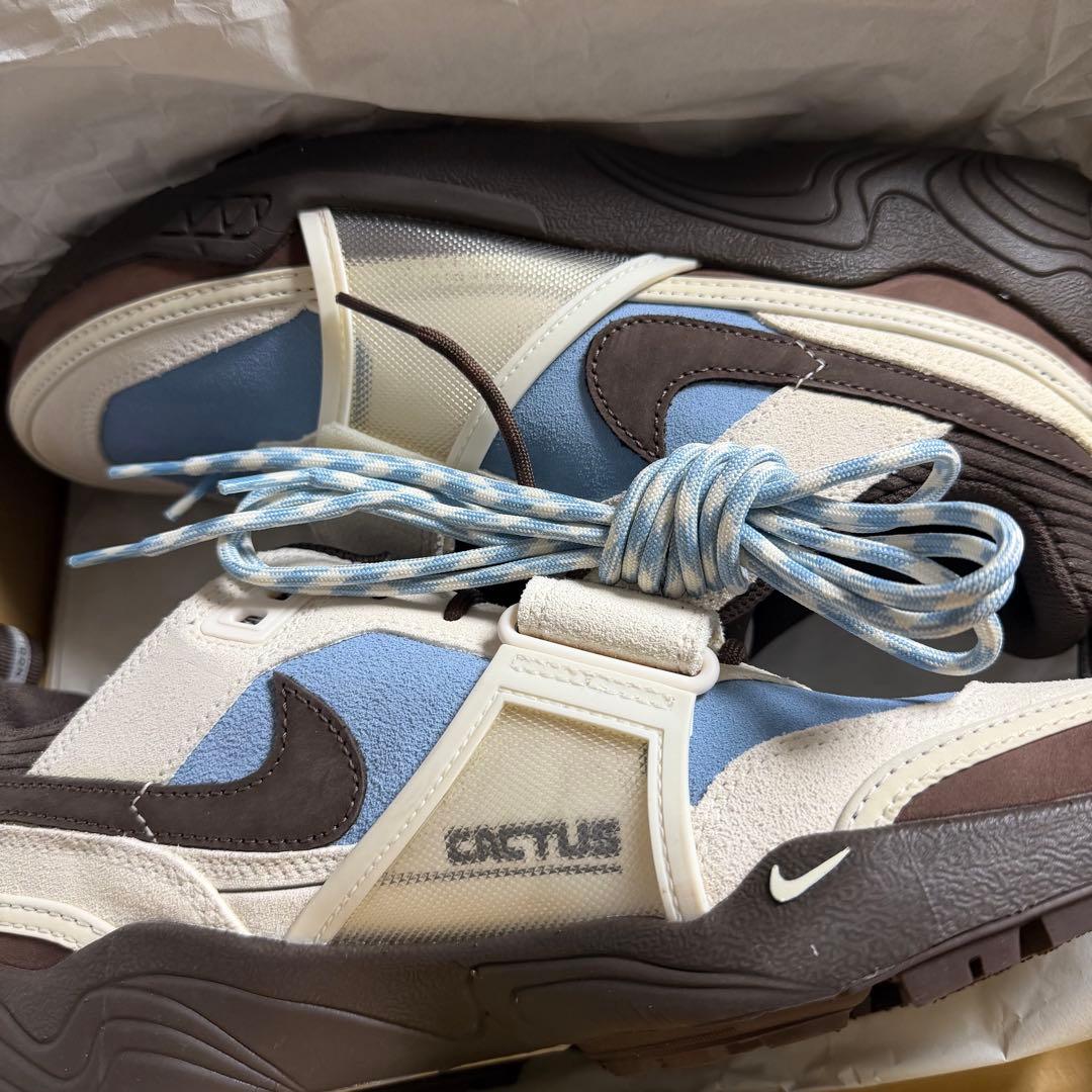 靴 ZoomField Jaxx Pale Ivory and Leche Blue