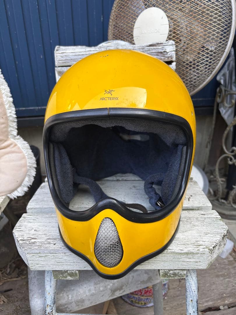 BELL MOTO3 ビンテージ　カフェレーサー