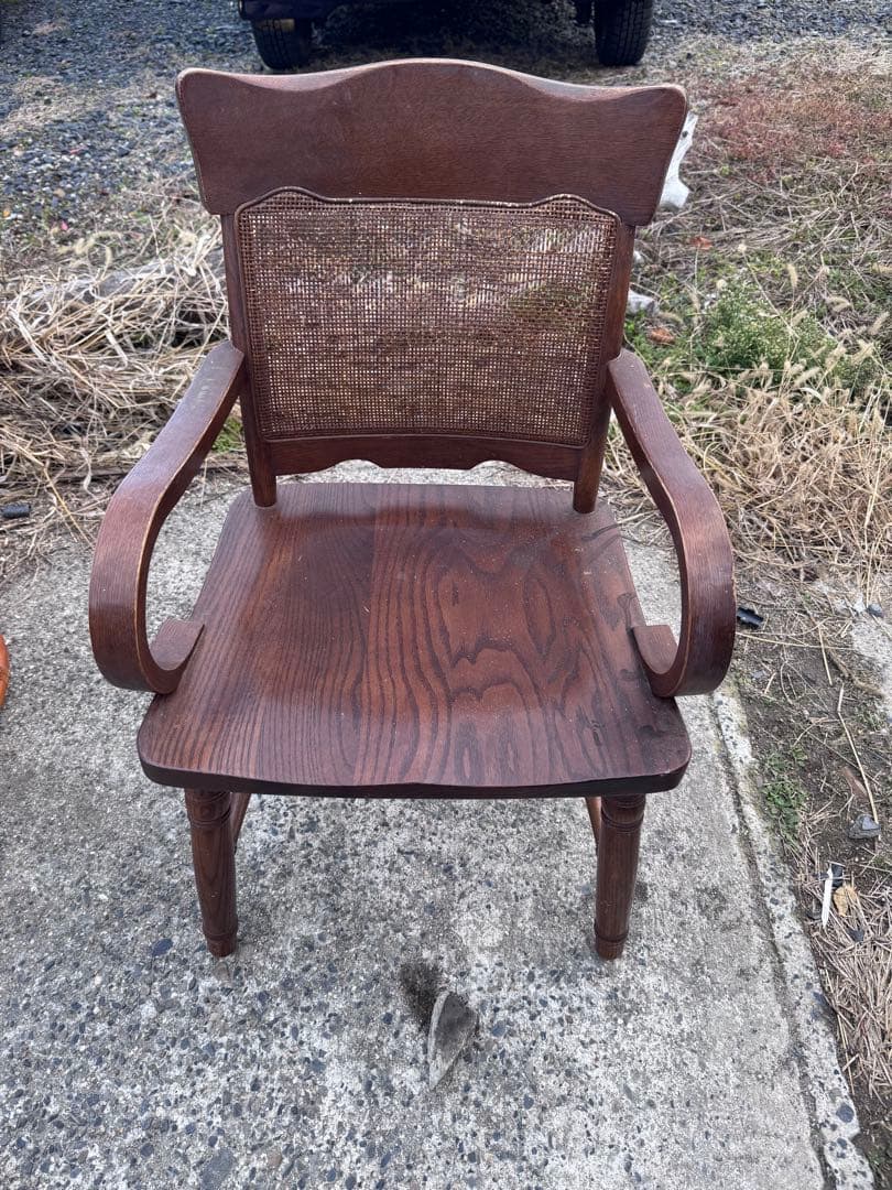 KASHIWA 木製アームチェア メッシュ背もたれ