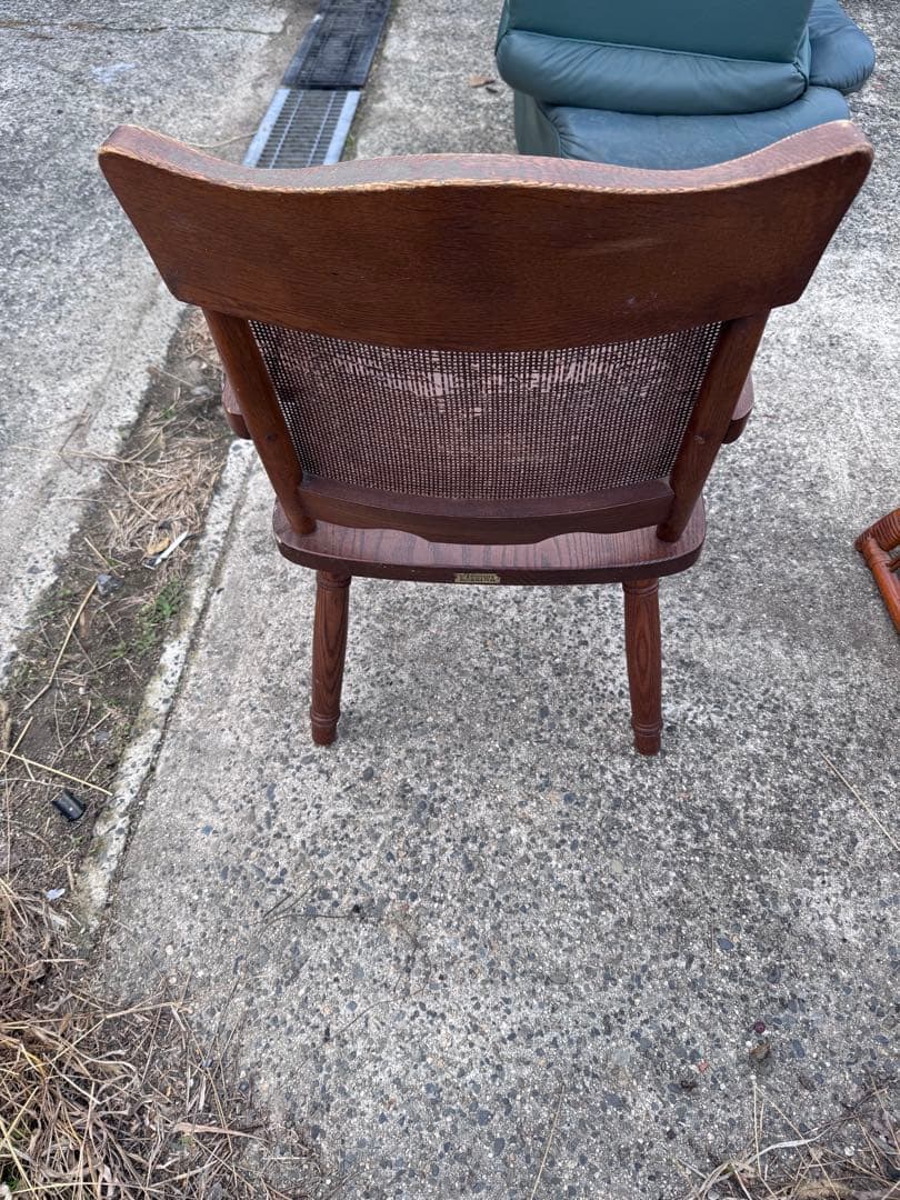 KASHIWA 木製アームチェア メッシュ背もたれ