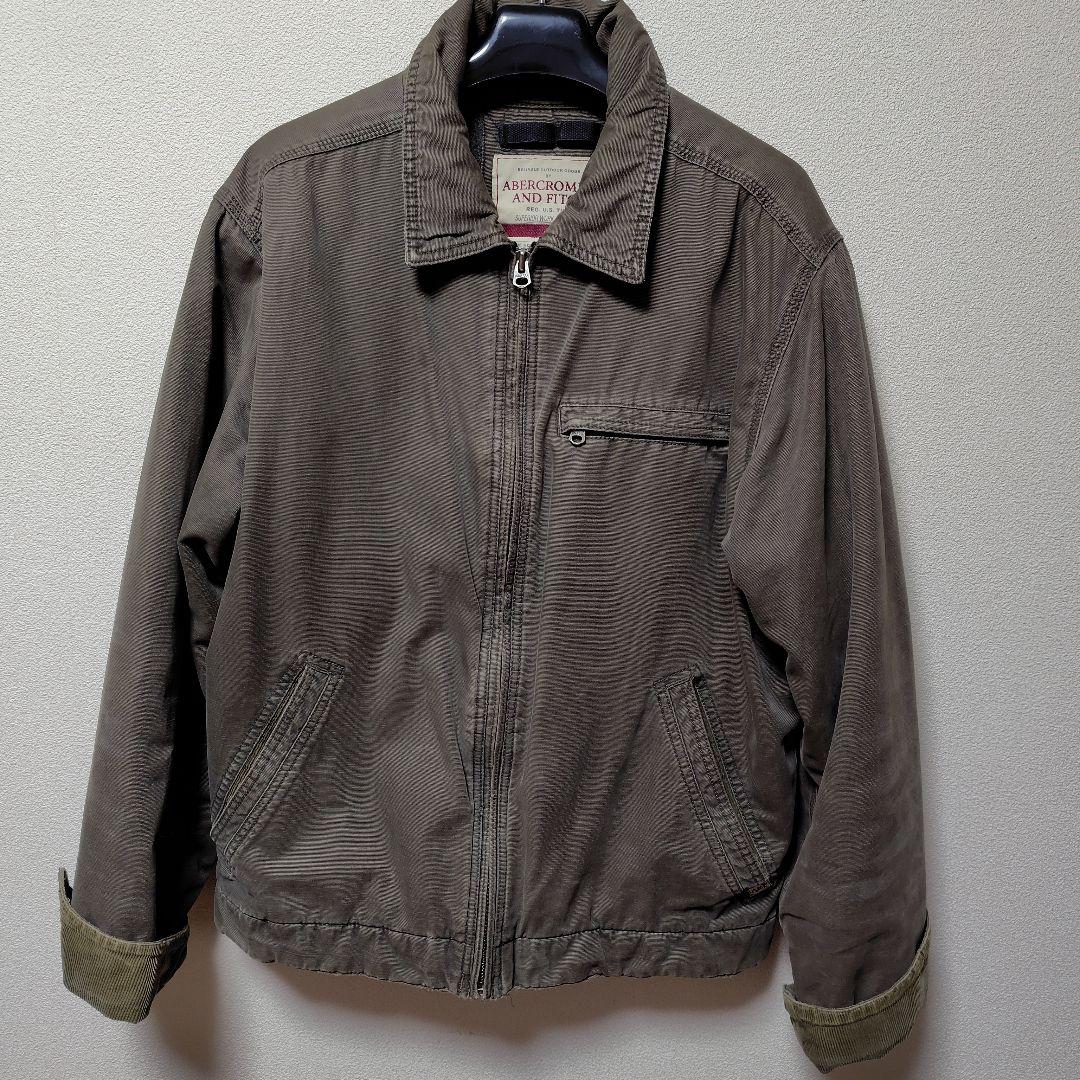 Abercrombie and Fitchジョニー デップ 着用