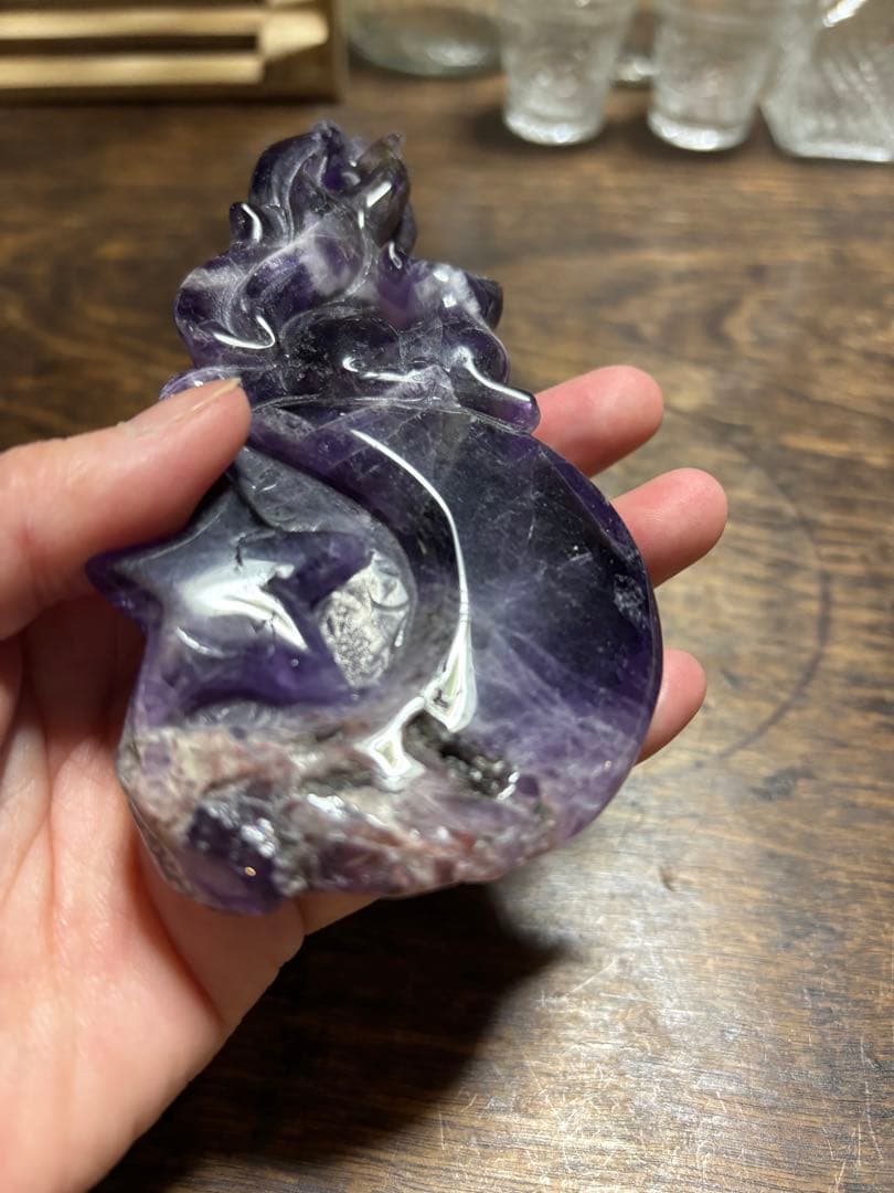 九尾　九尾の狐　カービング　ドリームアメジスト　ドリアメ　月　星　天然石