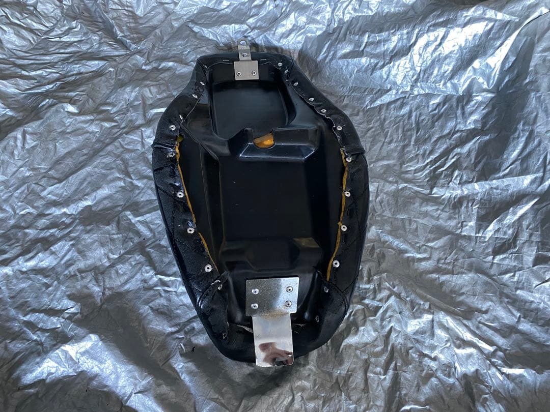 04〜スポーツスター　08年式取外し