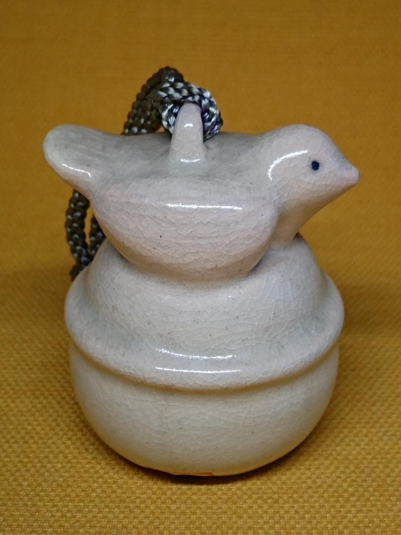 トリ　鳥　土鈴　陶器　オブジェ　置物　インテリア　工芸品　美術品　A3212
