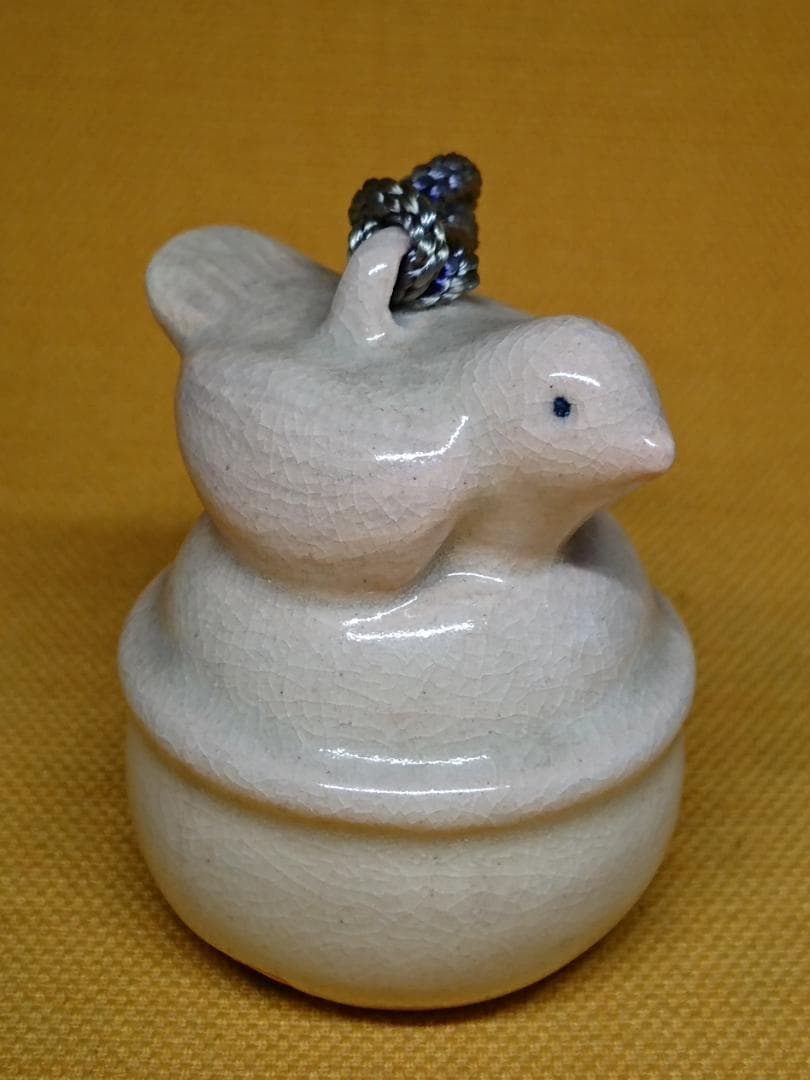 トリ　鳥　土鈴　陶器　オブジェ　置物　インテリア　工芸品　美術品　A3212