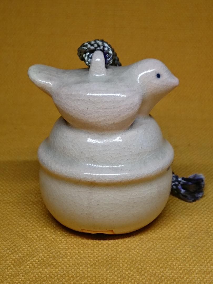 トリ　鳥　土鈴　陶器　オブジェ　置物　インテリア　工芸品　美術品　A3212