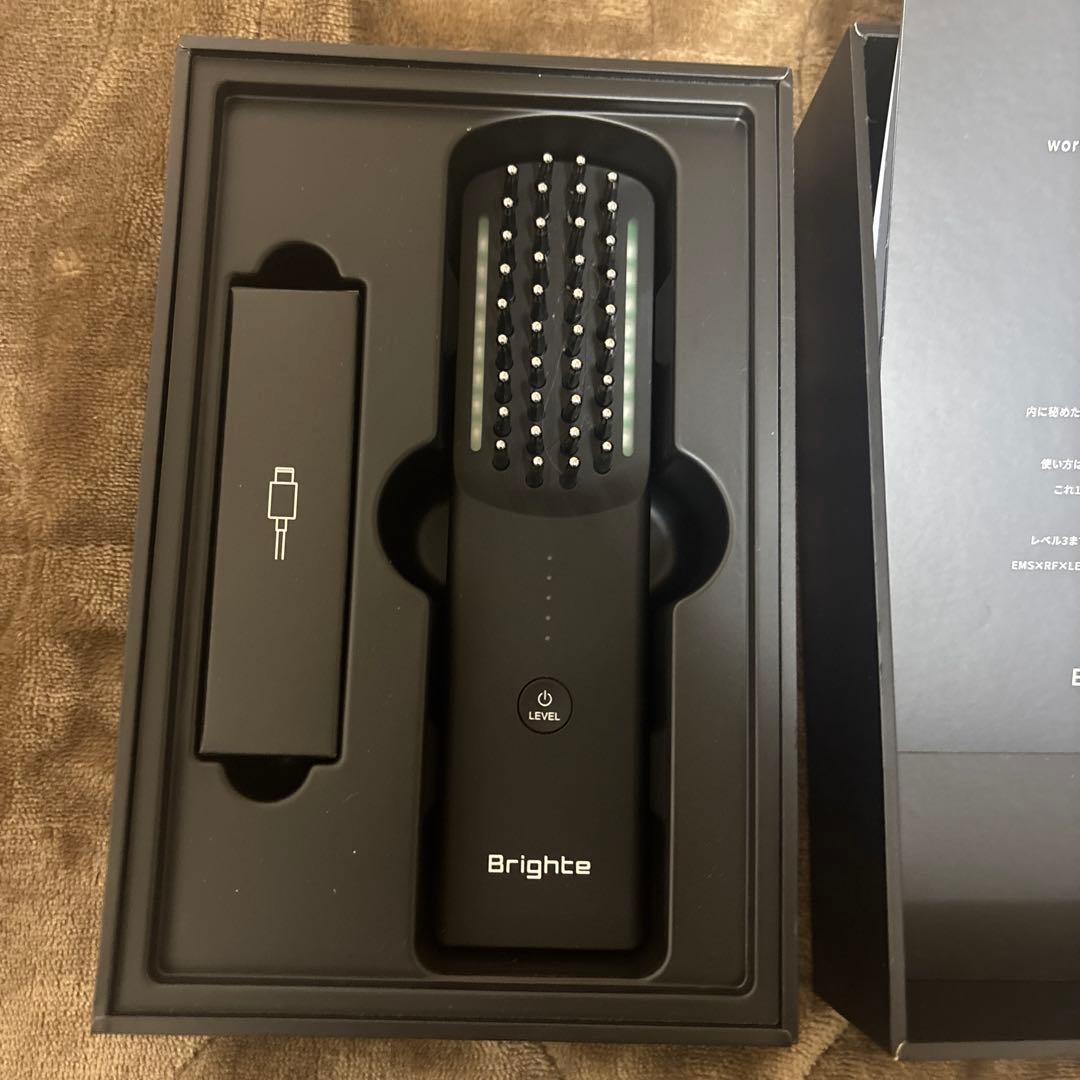 Brighte EMS LED 美顔器