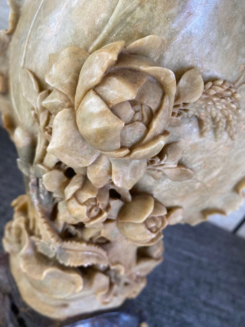 中国石細工　花瓶フラワーベース　花彫刻　アンティーク　美術品