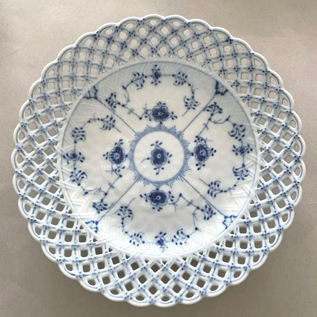 ロイヤルコペンハーゲン ブルーフルーテッド フルレース プレート25.5cm