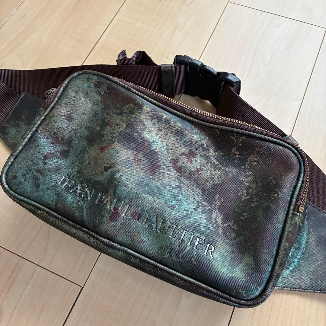 d*2様 【Jean Paul GAULTIER】Vサイバー ウエストバッグ
