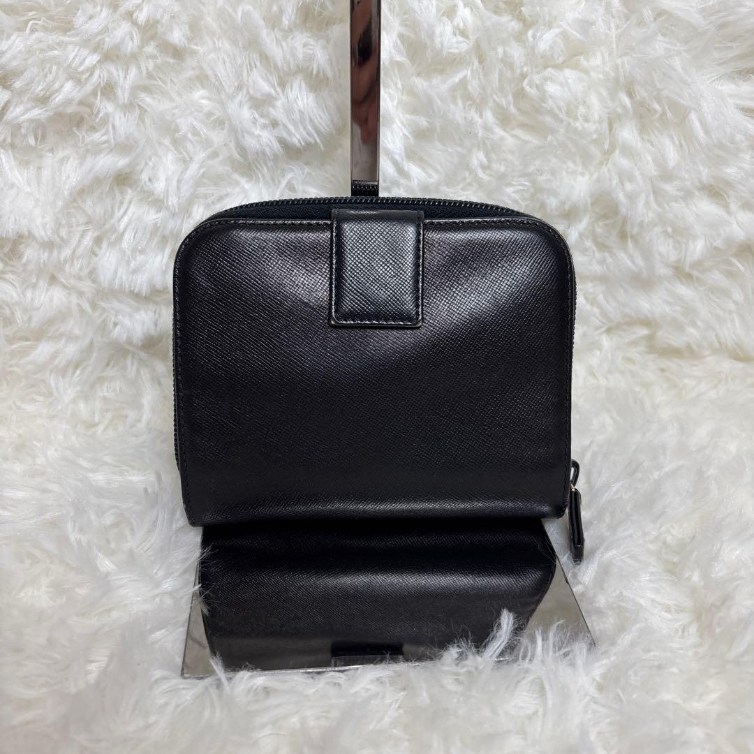 【良品✨】PRADA 二つ折り財布　三角ロゴ　レザー