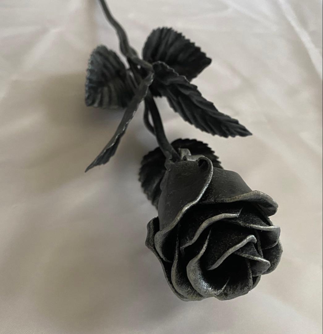 最終値下げ 製 スチール バラの花の置物 アンティーク調インテリア