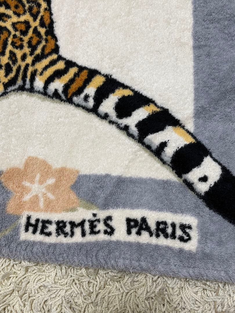 HERMES ビーチタオル